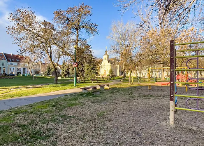 Lechner Mansion Апартаменты *
